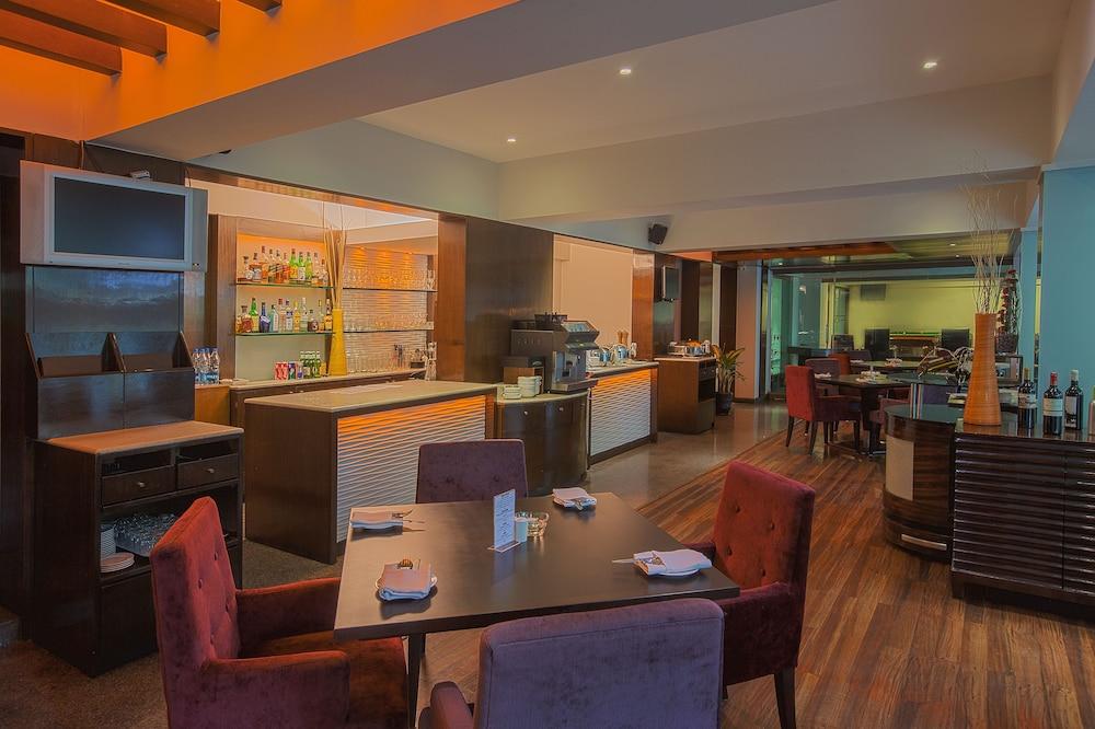Oakwood Residence Naylor Road Pune Dış mekan fotoğraf