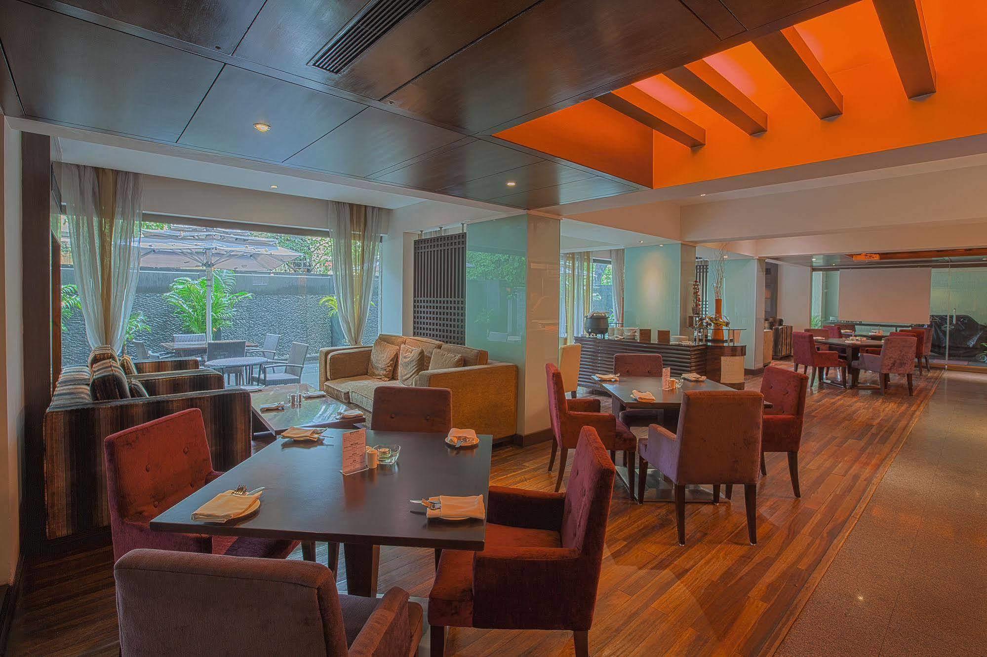Oakwood Residence Naylor Road Pune Dış mekan fotoğraf